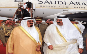 خلال لقائهما في الدوحة.. أمير قطر وولي عهد السعودية يبحثان العلاقات والتعاون الخليجي