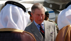 في زيارته الثالثة للدوحة.. الأمير تشارلز يحظى باستقبال أميري وفعاليات ثقافية تعزز الشراكة القطرية البريطانية