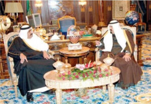 خلال اجتماع في الرياض.. أمير قطر والملك عبد الله يستعرضان العلاقات وتطورات إقليمية