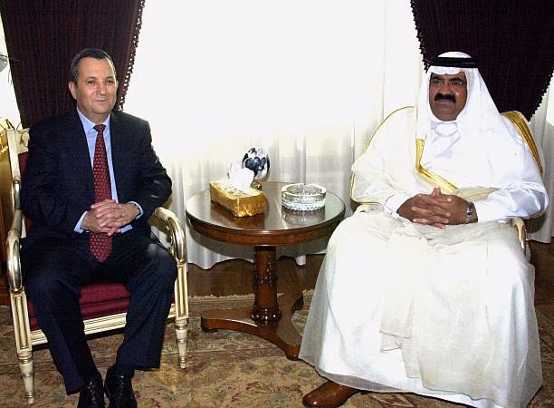 حمد بن خليفة وإيهود باراك