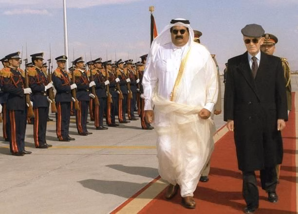 حمد بن خليفة وحافظ الأسد