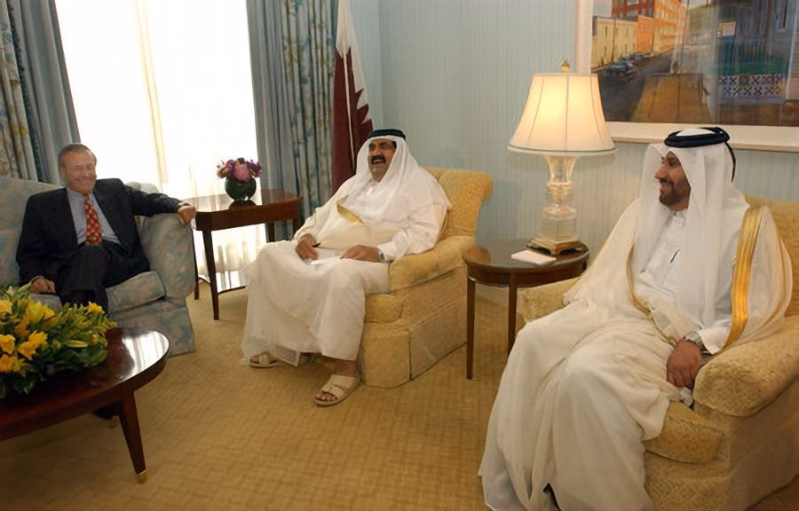 أمير قطر ورامسفيلد