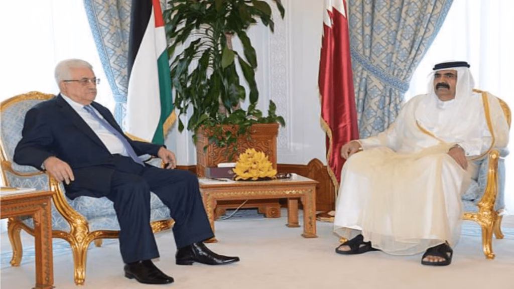 حمد بن خليفة ومحمود عباس