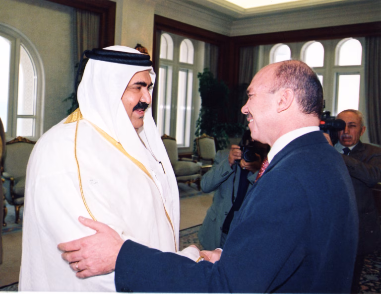 سمو الأمير يستقبل رئيس وزراء المملكة الأردنية