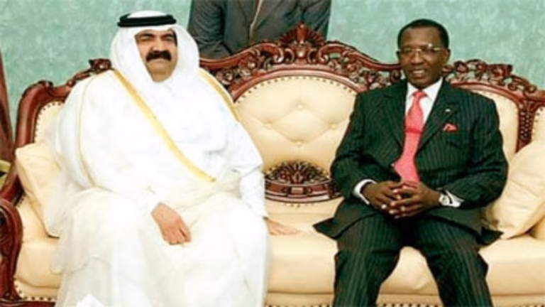 الشيخ حمد بن خليفة آل ثاني وإدريس ديبي