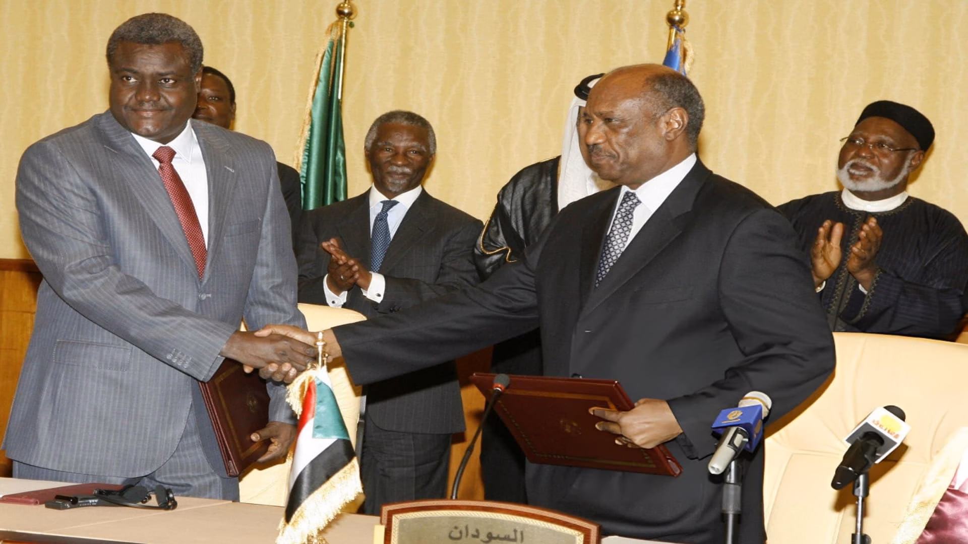 التيجاني صالح فضيل، وموسى فكي