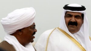 خلال لقائهما في الدوحة .. أمير قطر يبحث مع البشير سبل إنجاح المبادرة العربية الإفريقية التي تقودها قطر لإحلال السلام في دارفور