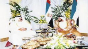 في ظل تباين بشأن التقارب مع إيران.. جولة مكوكية لأمير قطر لتنقية الأجواء بين السعودية والإمارات