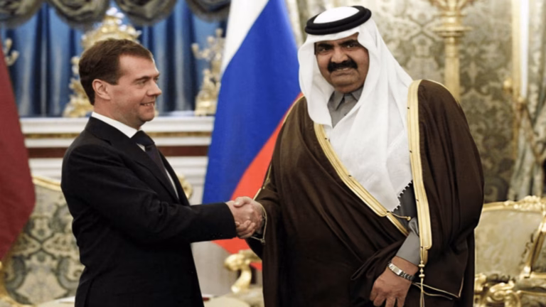 حمد بن خليفة وميدفيديف