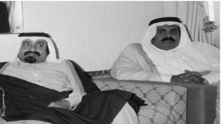 الشيخ حمد بن خليفة آل ثاني والأمير خليفة بن حمد