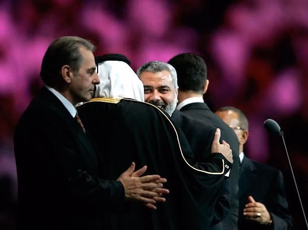 حمد بن خليفة وإسماعيل هنية