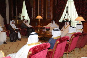 سمو الأمير الشيخ حمد بن خليفة آل ثاني يزور مملكة البحرين