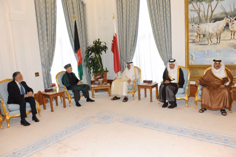 سمو الأمير الشيخ حمد بن خليفة آل ثاني يستقبل رئيس جمهورية أفغانستان الإسلامية في الدوحة
