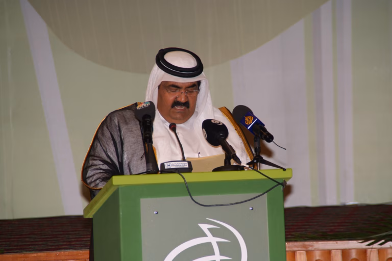 سمو الأمير الشيخ حمد بن خليفة آل ثاني يفتتح منتدى الدوحة السادس للديمقراطية والتنمية في الدوحة