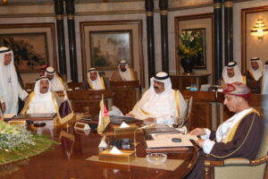 سمو الأمير الشيخ حمد بن خليفة آل ثاني يشارك في القمة التشاورية الثامنة لدول مجلس التعاون لدول الخليج العربية في الرياض