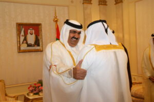 سمو الأمير الشيخ حمد بن خليفة آل ثاني يلتقي رئيس دولة الإمارات العربية المتحدة الشيخ خليفة بن زايد آل نهيان في الرياض