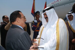سمو الأمير الشيخ حمد بن خليفة آل ثاني يزور جمهورية مصر العربية ويلتقي الرئيس محمد حسني مبارك