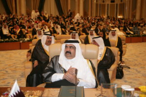 سمو الأمير الشيخ حمد بن خليفة آل ثاني يشارك في القمة الثالثة لقادة منظمة الدول المصدرة للبترول (أوبك) في الرياض