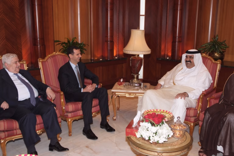 سمو الأمير الشيخ حمد بن خليفة آل ثاني يستقبل الرئيس السوري بشار الأسد في الدوحة