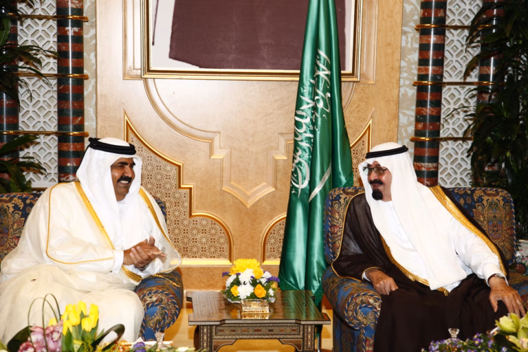 سمو الأمير الشيخ حمد بن خليفة آل ثاني يزور المملكة العربية السعودية