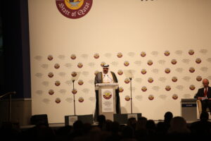 سمو الأمير الشيخ حمد بن خليفة آل ثاني يفتتح قمة المنتدى الاقتصادي العالمي لإعادة التصميم الشامل في الدوحة