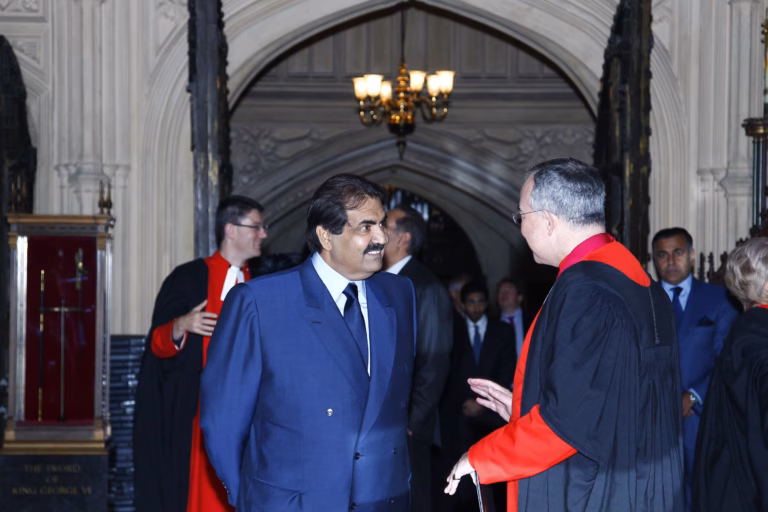 سمو الأمير الشيخ حمد بن خليفة آل ثاني يزور كنيسة وستمنستر في المملكة المتحدة