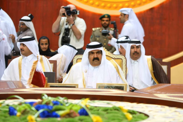 سمو الأمير الشيخ حمد بن خليفة آل ثاني يشارك في الدورة الثامنة والعشرين للمجلس الأعلى لمجلس التعاون لدول الخليج العربية في الدوحة